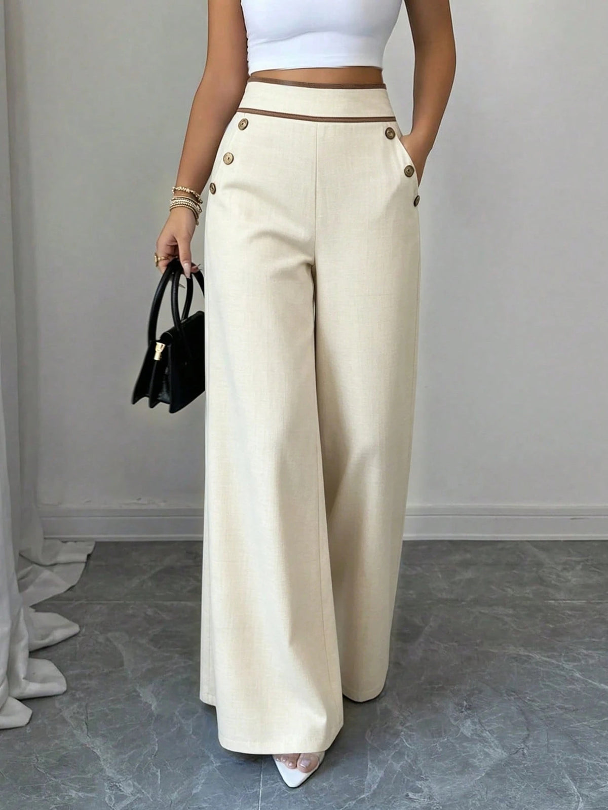 High-Waisted Wide-Leg Pants in Apricot