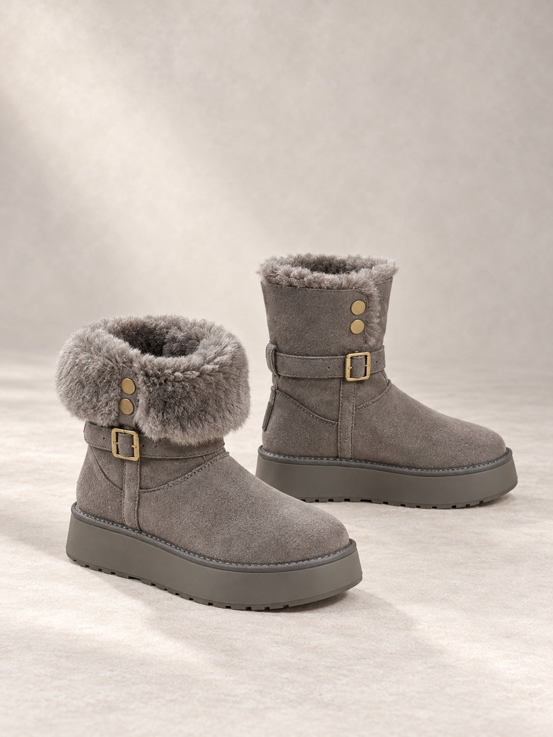 Plush Lined Ankle Snow Boots in Gray, product only